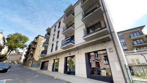 Eh Apartments - G�rna Street