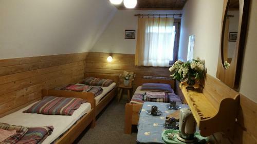 Camping Harenda Pokoje Go?cinne I Domki