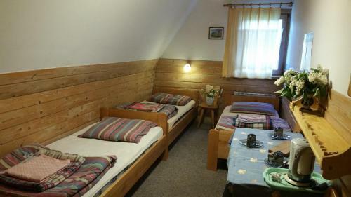 Camping Harenda Pokoje Go?cinne I Domki