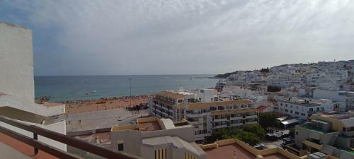 Montramar Fisherman's Beach Apartments
