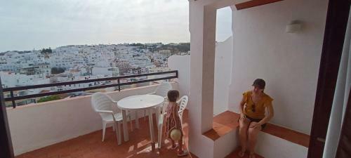 Montramar Fisherman's Beach Apartments