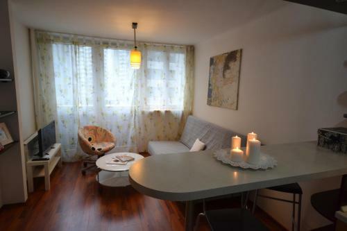 Onz Kategora Apartment