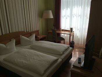 Hotel The Royal Inn Regent