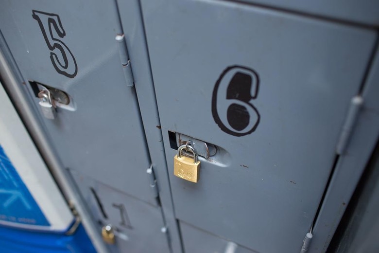 Apartamentos Sabatico Travelers Hostel