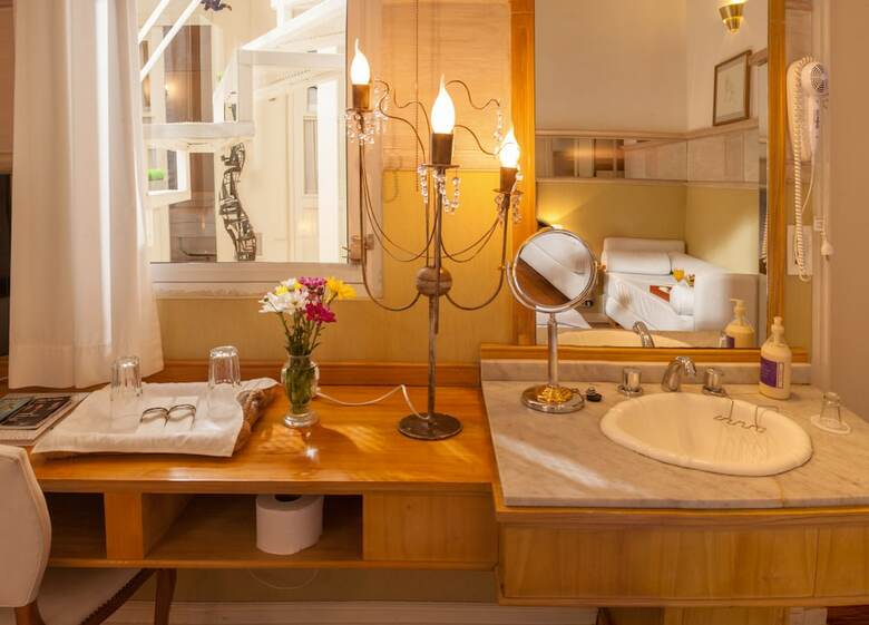 Hotel 1555 Malabia House