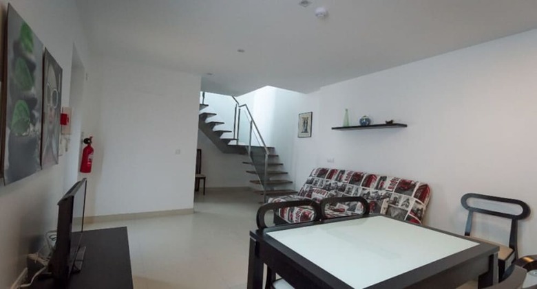 Hostal Peralux