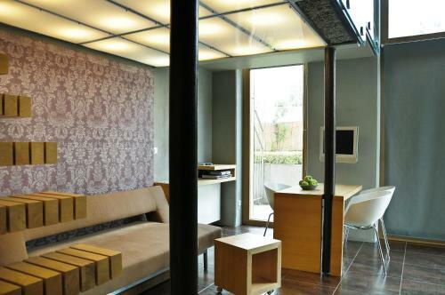 La Gioia Designer's Lofts Luxury Apartments