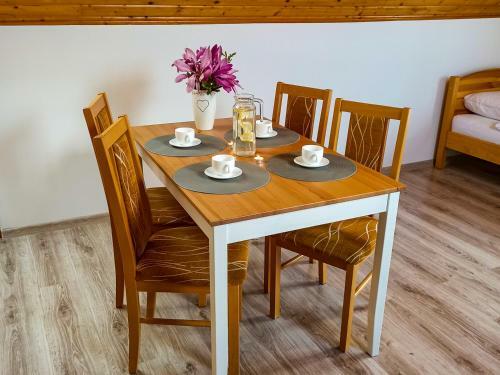 Apartamenty I Pokoje U Doroty