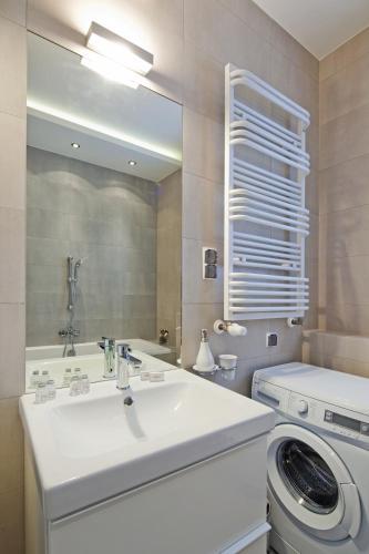 Apartamenty Szeroka - Old Town Holidays Home