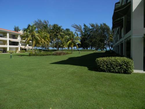 Apartamento A Beach Front Property