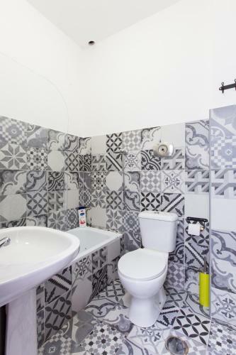 Hostal Balili Surf House