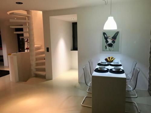 Sea Breeze Boutique House