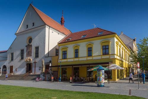 Hostal Penzion Longus