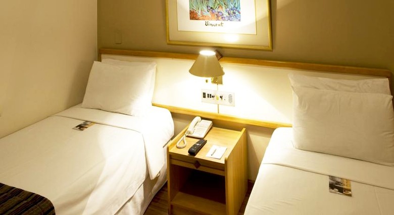 Aparthotel Bristol Golden Plaza