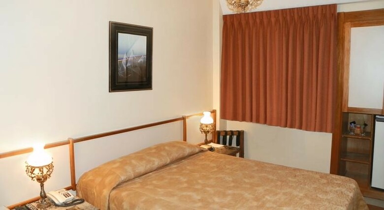 Hotel Mengo Palace