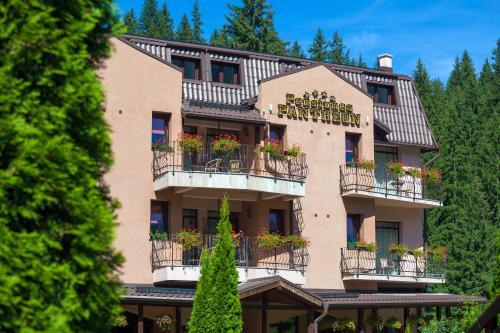 Hostal Pension Pantheon