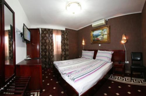 Bed & Breakfast Pensiunea Crown Royal