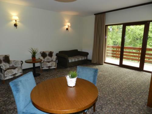 Hostal Opus Villa
