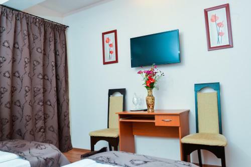 Hostal Pensiunea Kenza