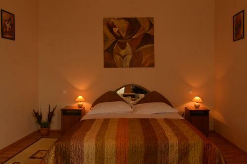 Hostal Pensiunea Kenza