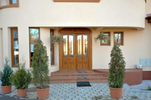 Hostal Pensiunea Kenza