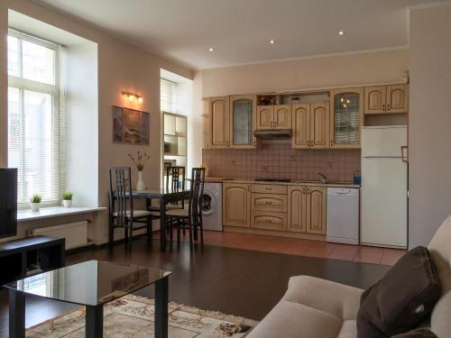 Apartment On Kanal Griboyedova