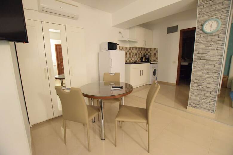 Aparthotel Decebal Residence Apartments