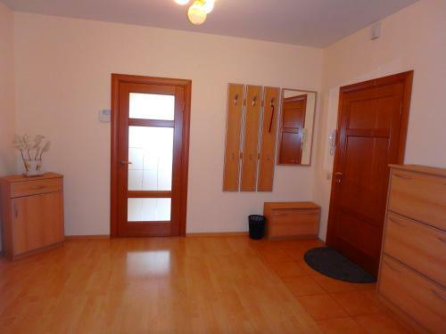 Apartamento Aaa Elita On Kamenskaya 32