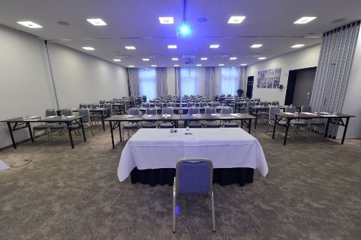 Hotel Arcotel John F