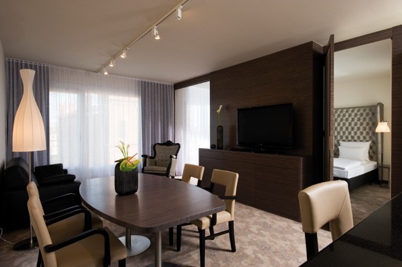Hotel Arcotel John F