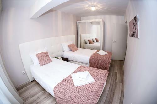 Apartamento Metropolitan Iassium Luxury Suites