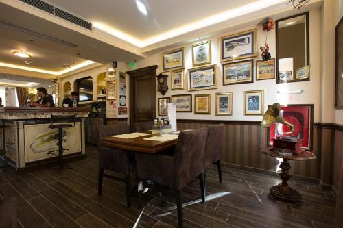 Hotel Aviator Boutique