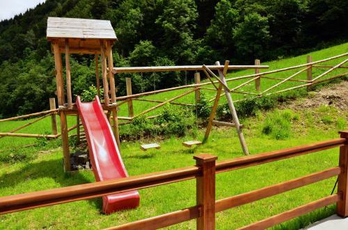 Hostal Pensiunea Valea Pinului