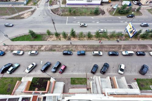 Apartments On Adoratskogo 4