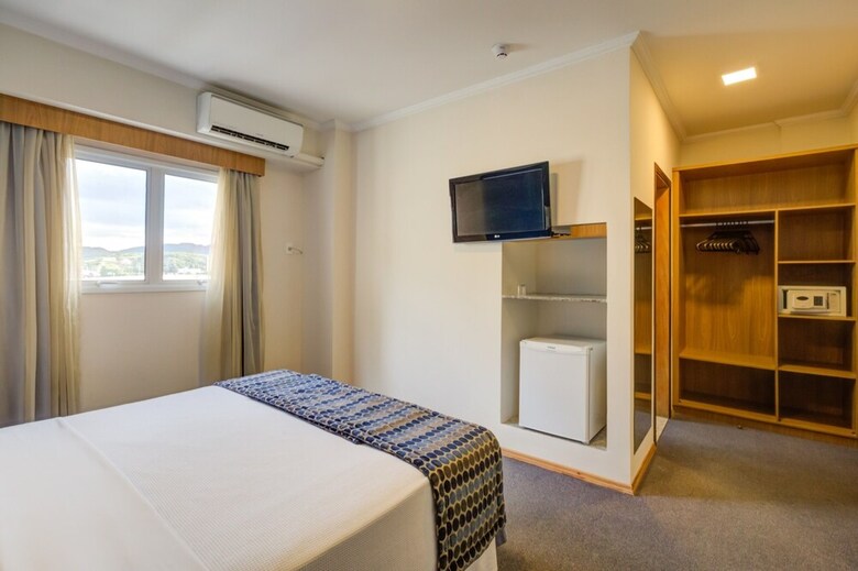 Quality Hotel Jundia�