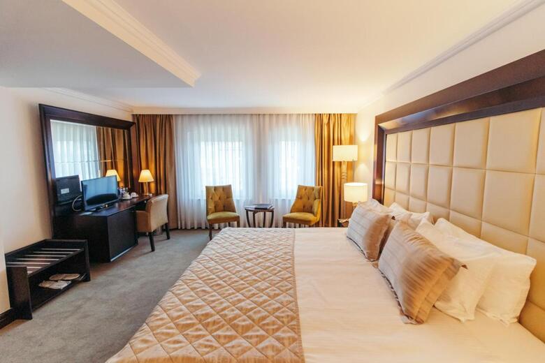 Allstar Ck Farabi Conf Hotel