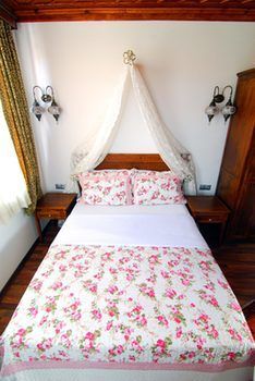White Garden Pension