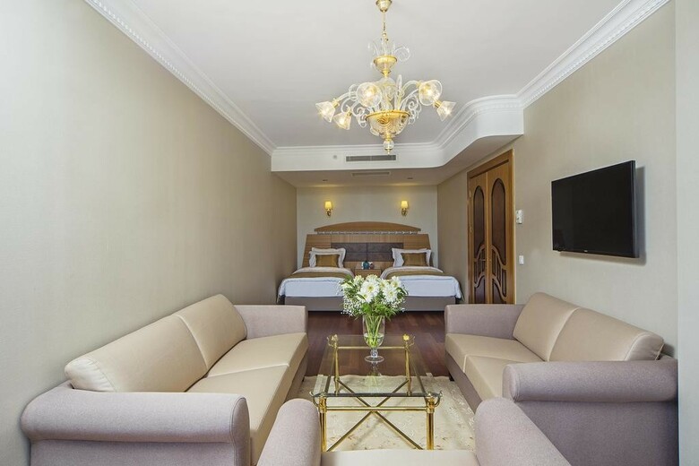 Nova Plaza Orion Hotel