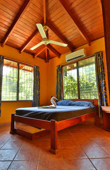 Residencia Bahia Esmeralda