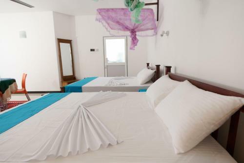 Hostal Kandyan White Holiday Homes