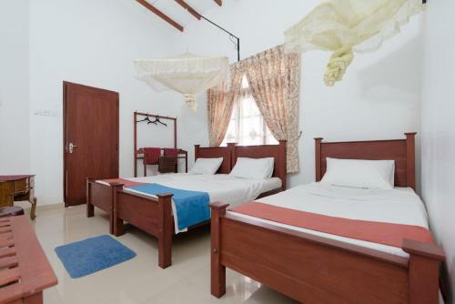 Hostal Kandyan White Holiday Homes