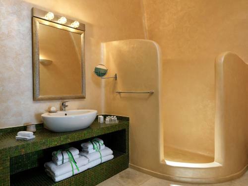 Hotel Astra Suites