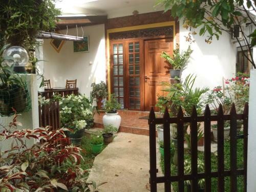 Bed & Breakfast New Jaya Villa