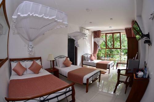 Lodge Colombo Villa (town House)