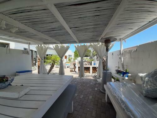 Bed & Breakfast Au Plais De Langebaan At Palm Tree Villa