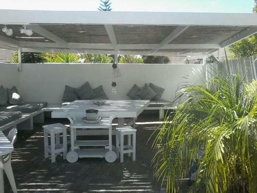 Bed & Breakfast Au Plais De Langebaan At Palm Tree Villa