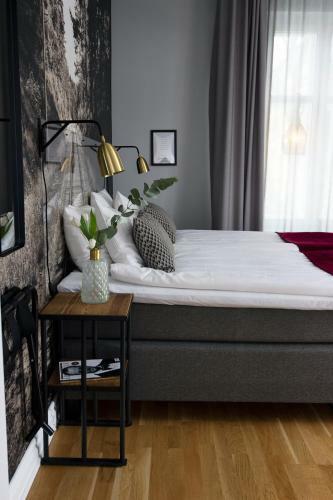 Livin Station Hotel