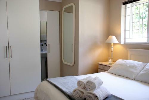 Hostal Mandalay Guest House Plettenberg Bay
