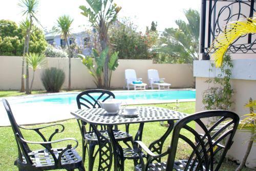 Hostal Mandalay Guest House Plettenberg Bay