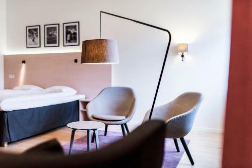 Rc Hotel Sport's & Business